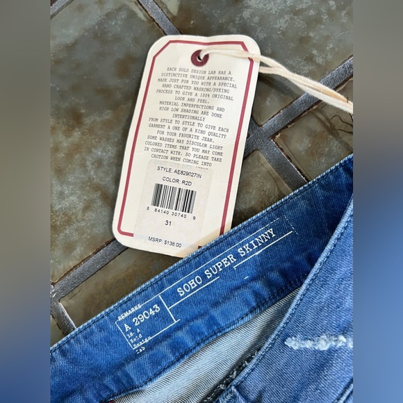 Design Lab Super Skinny Distressed Jeans size 31 - (NWT) - Picture 11 of 11